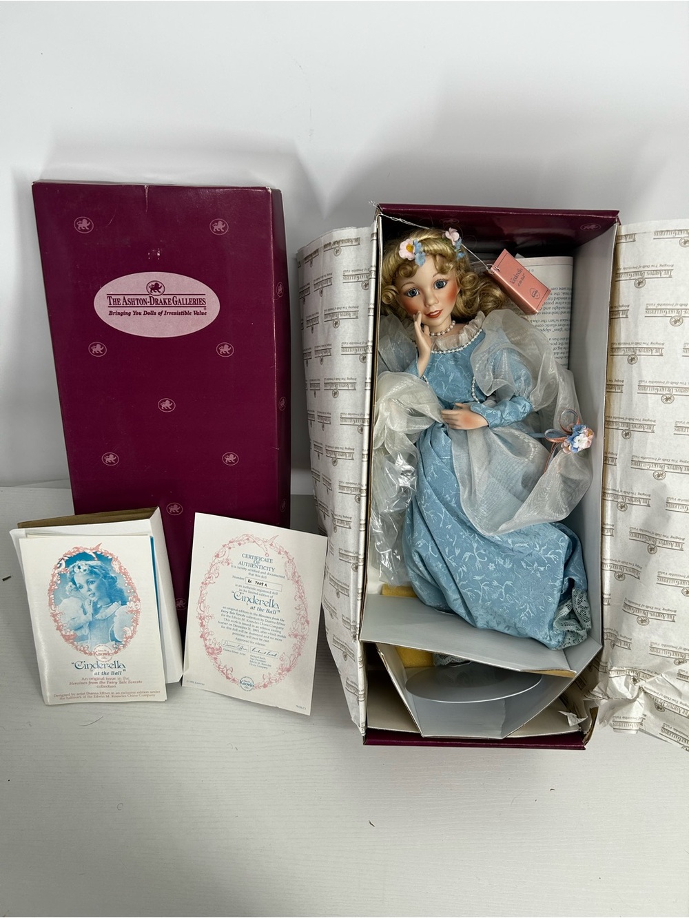 1992 Edwin Knowles Galleries Cinderella At The Ball 16" Porcelain Doll
